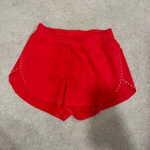 Lululemon find your pace lined HR short 4